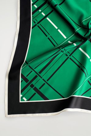 COS Women's Foulard In Seta A Quadri in Verde