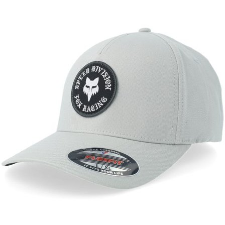 Fox - Grå flexfit Keps - Badge Light Grey Flexfit @ Hatstore
