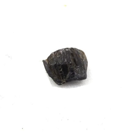 Stenar och mineraler. Safir. 1,06 cent. Ambatondrazaka, Alaotra-Mangoro, Madagaskar.