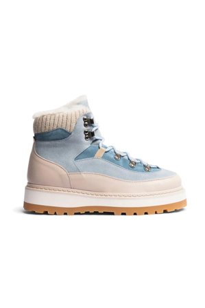 Tag cap suede X Ingrid IceBlue 38