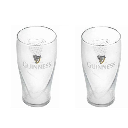 2 Guinness-tuoppilasia