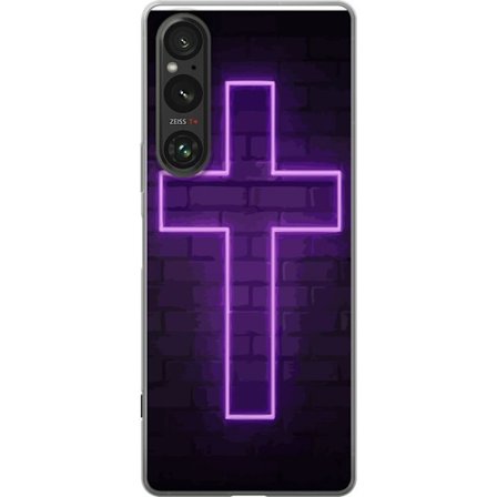 Yhteensopiva Puhelinkuori Sony Sony Xperia 1 V Neonristi purppuranvalossa tummaa tiiliseinää vasten, symbolinen motiivi vahvalla hohto moderni estee