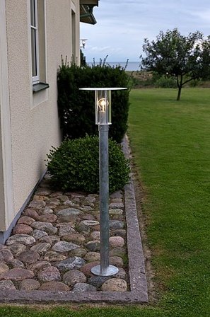 Jotex - MODE lyktstolpe kort Galvaniserad - Köp Utebelysning hos Jotex