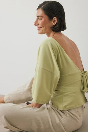 NA-KD Tie Back Tee - Toppe med åben ryg - Grøn - L