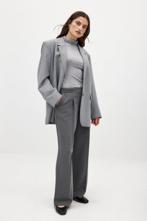 NA-KD Kostymbyxor med vida ben och mellanhög midja - Kontorsbyxor - Grå - EU 32