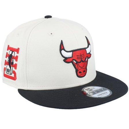 New Era - NBA Beige snapback Czapka Z Daszkiem - Chicago Bulls NBA Logo 9FIFTY Ivory/Black Snapback @ Hatstore