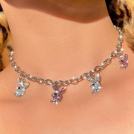 Halskjede i rustfritt stål med strass Playboy kaninanheng Punk kjede choker for kvinner
