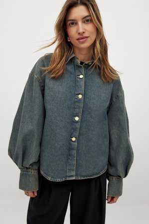NA-KD Wide Sleeve Denim Shirt - Skjorter - Blå - EU 38