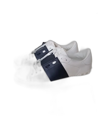 Valentino Garavani Snörade sneakers vit/navy