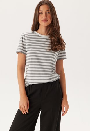 Pieces - Pcria Ss Tee Stripes Noos - Kläder - - Bubbleroom