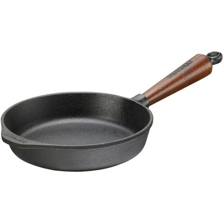 Skeppshult Stekpanna rak kant Gjutjärn 20 cmTrähandtag | Matlagning > Kokkärl & Stekpannor > Stekpannor | Bagaren och Kocken