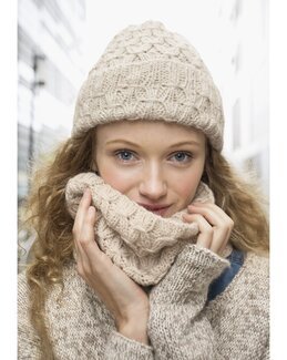 Strikkeoppskrift Lue & hals Ibbie - Du Store Alpakka