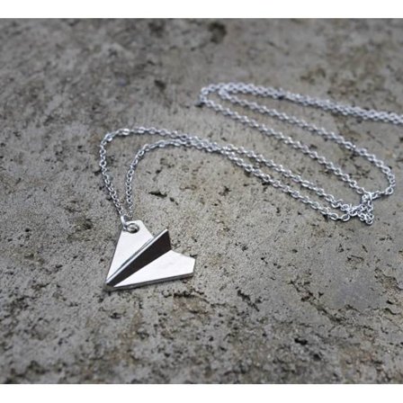 Minimalistisk Origami Plane Halsband Kvinnor Rostfritt Stål Ketting Barndom Papper Flygplan Flygplan Choker Halsband Barnsmycken