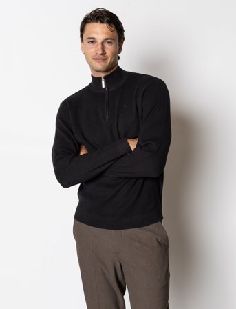 Clean Cut Copenhagen Oscar Half-Zip Knit - Black - XXL