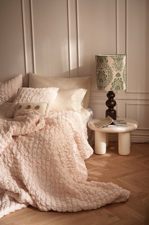 Staycation - Sengeteppe Blowy - Rosa - Sengetepper - 260X260 - Fra Homeroom