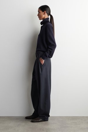 COS Femme Pantalon Tulipe À Plis En Laine Mélangée in Bleu