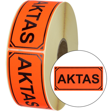 ETIKETT MED TEKSTEN "AKTAS"