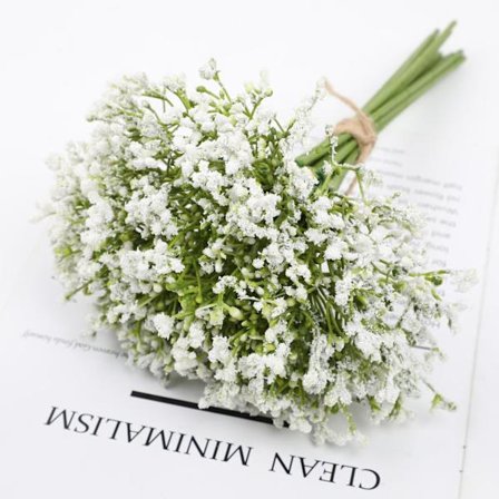 Realistisk udseende kunstige gypsophila blomstergrene til bryllupsfester, blomsterarrangementer og boligindretning.