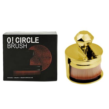 Soikea meikkisivellin, joka sopii täydellisesti meikkipuuteriin Guld