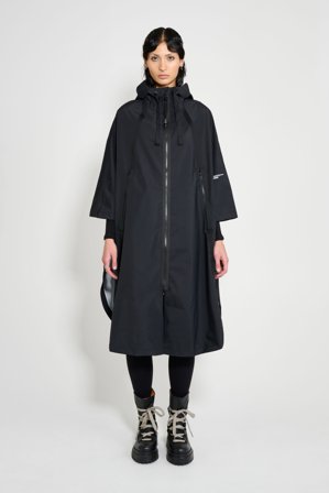 Concert Tape Poncho Black