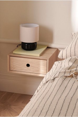 &Home - Nattbord Time - Hvit - Nattbord - Fra Homeroom
