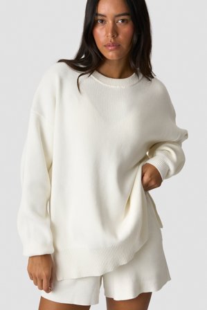ICANIWILL - Soft Knit Oversized Crewneck White - Oberteile - Damen - ICIW