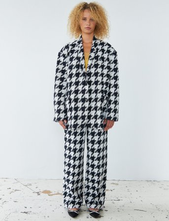 Stella Nova Houndtooth Oversized Blazer - Cream - L/XL