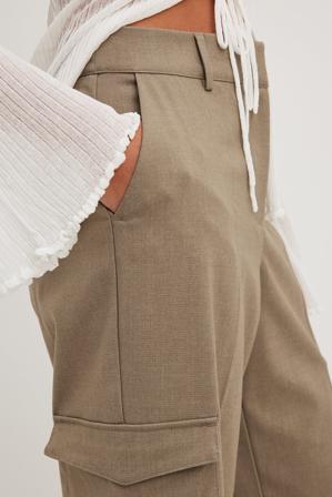NA-KD Trend Pantalon cargo de tailleur à taille mi-haute - Pantalon cargo - Beige - EU 42