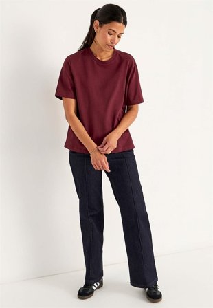 Cellbes of Sweden - T-skjorte i tung bomullsjersey i vinrød for damer i størrelse 50/52