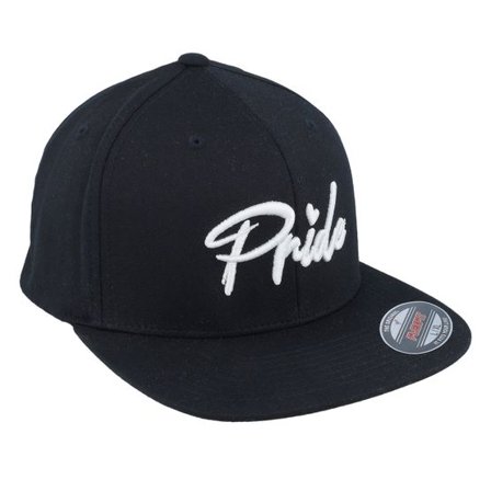 Fair - Svart fitted Keps - "3d White Pride Logo Black Flat Brim Fitted " @ Hatstore
