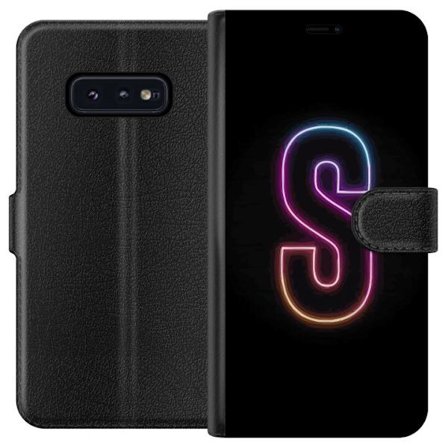 Kompatibel Tegnebogsetui til Samsung Samsung Galaxy S10e Neonbogstav S i lyserød og blå toner mod en mørk baggrund, stilfuld bogstavkunst med retro