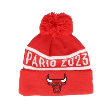 New Era - Chicago Bulls NBA Paris Game Team Beanie Red Pom Pom Red Beanie - NBA @ Hatstore