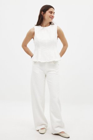 NA-KD Jeans mit Strukturdetail - Mid Waist Jeans - Weiß - EU 40