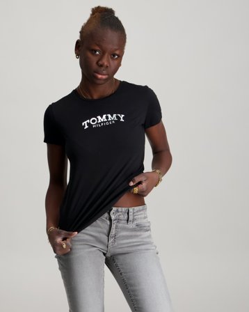 Tommy Hilfiger TOMMY FOIL TEE SS Svart T-shirts Tjej - Kids Brand Store