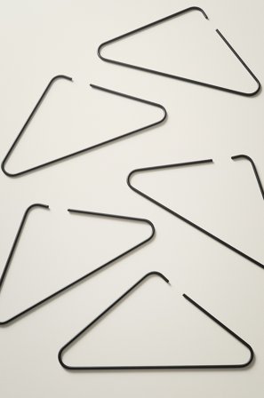 Jotex - 5-pk Kleshengere Jern Svart GLAZE - Kjøp Entrémøbler hos Jotex