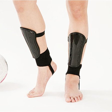 Nuorten urheilu säärisuojat - Lasten pohjesuojat pohkeen ja nilkan suojauksella jalkapalloon, jääkiekkoon ja muihin lajeihin pojille ja tytöille