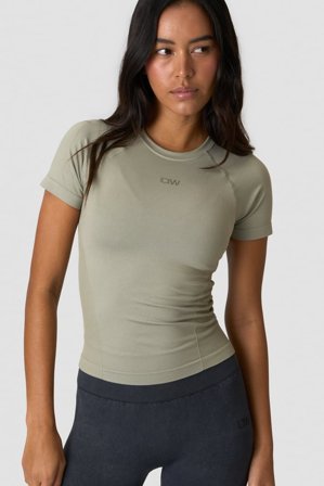 ICANIWILL - Sculpt Seamless T-shirt Light Khaki Green - Damen - ICIW