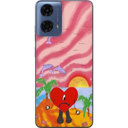 Kompatibelt Mobildeksel til Motorola Moto G04 Bad Bunny i en fargerik quiltet jakke med hjertemønster og solbriller i moderne gatestil