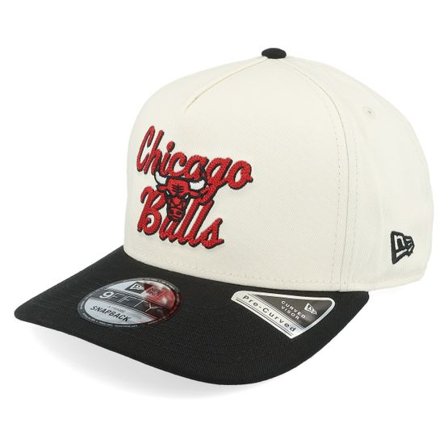 New Era - NBA Vit adjustable Keps - Chicago Bulls 9FIFTY Chainstitch White/Black A-Frame Adjustable @ Hatstore