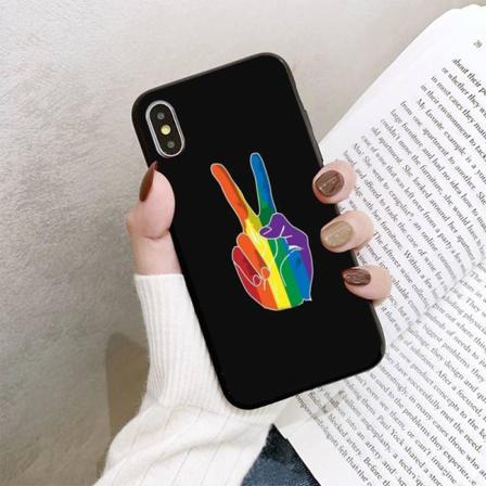 iPhone 13, Pro & Max skal peace-tecken med regnbågsfärger MultiColor one size