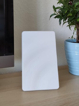 MAXIMUM DA-2200 indoor UHF antenna.