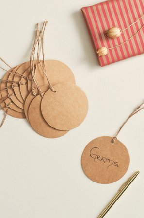 Jotex - Etiketter 10-pk Brun - ÅKE - Kjøp Gavepapir & gavebånd hos Jotex