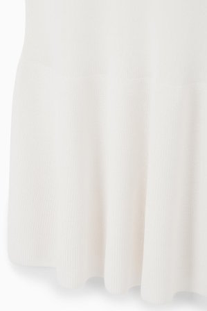 COS Femme Robe En Maille Courte Taille Basse in Blanc