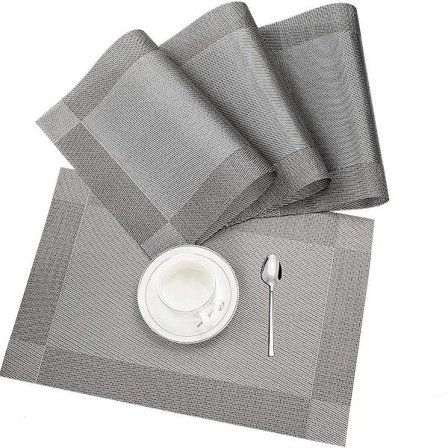 Fire ikke-sklis plassmatter er slitesterke og varmebestandige