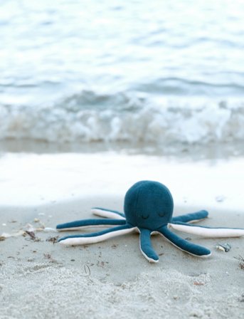Fabelab Rattle - Octopus - Blue Spruce / Be - Blue - 10X22CM
