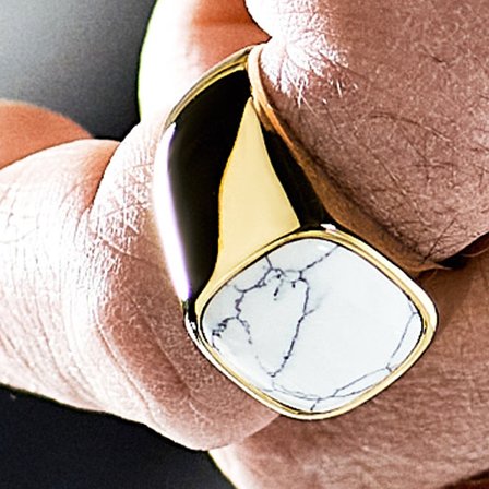Aras | Gold-tone Howlite Pinky Signet Ring for Men - Rings with stones