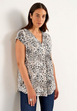 Cellbes of Sweden - Kortermet jerseytunika i beige / leopard / mønstret for damer i størrelse 62/64