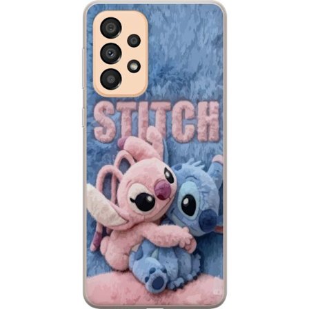 Kompatibelt Mobilskal till Samsung Samsung Galaxy A33 5G Söta fluffiga Stitch och Angel kramas på ett mjukt pälsigt underlag med pastellfärger som