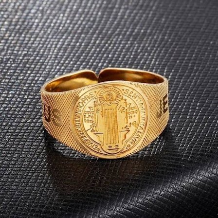 St Benedict Ring i Guld Rostfritt Stål med Jesus Inskription, Justerbar Religiös Ring, Kristna Kors Smycken