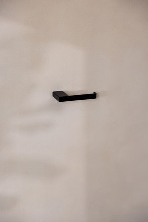 Metallbude Tuali Toiletpapirholder Sort, Tøj & Bolig, Badeværelsestilbehør, Øvrigt